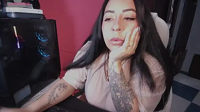 grace molly14 online show from 11/12/25, 01:22