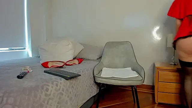 melisa ferretti online show from 10/31/25, 07:04