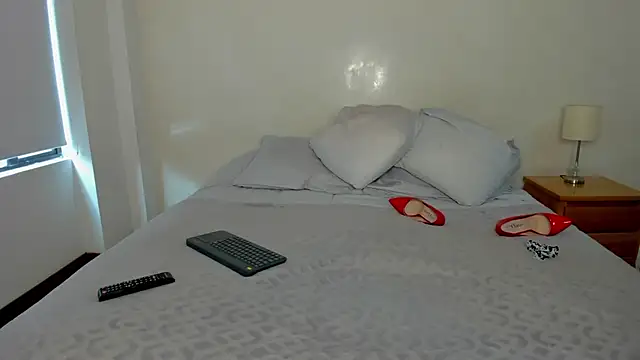 melisa ferretti online show from 02/12/26, 06:03