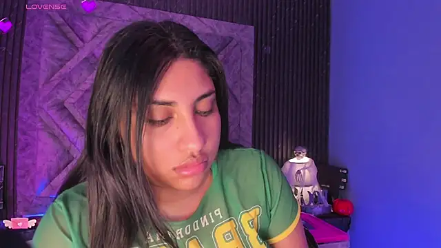Snapshot of CANDYGABYY chatting on 10/22/25, 04:02 CANDYGABYY online show from 10/22/25, 04:02