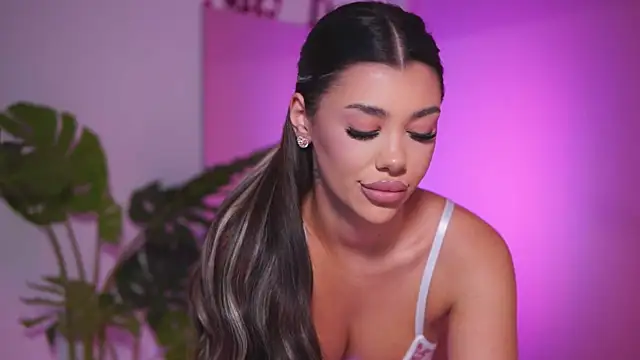 NatyDesiree online show from 03/03/25, 11:22