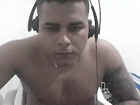 SaucyAffair0 online show from 01/03/25, 02:43