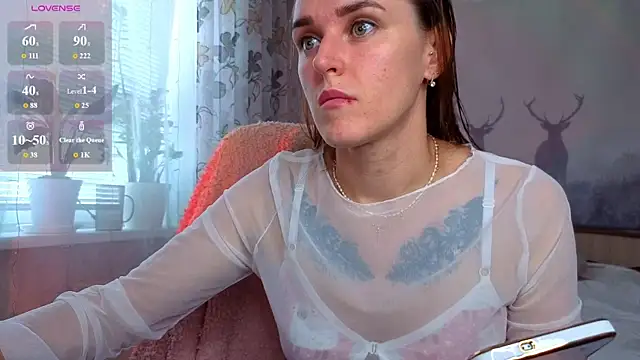 Snapshot of Bella__Swoon chatting on 06/24/26, 04:55 Bella Swoon online show from 06/24/26, 04:55