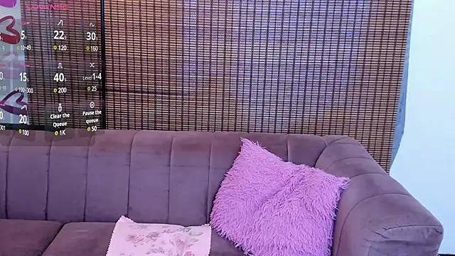 ariana cross online show from 03/01/25, 12:34