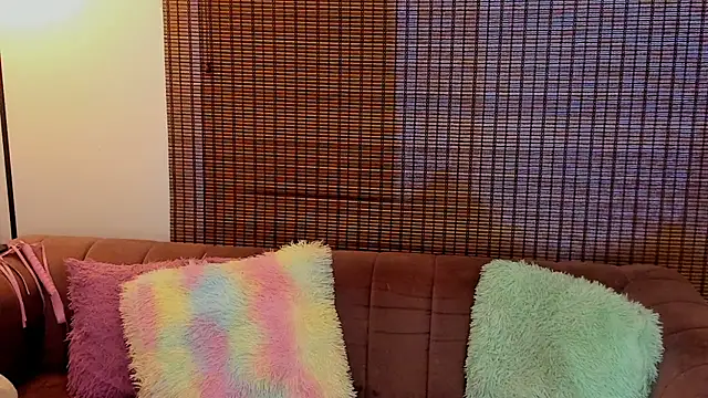 ariana cross online show from 02/26/26, 01:21