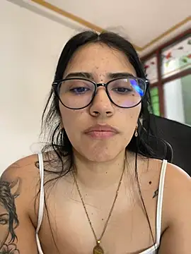 SaritaHot 69 online show from 12/11/24, 06:42