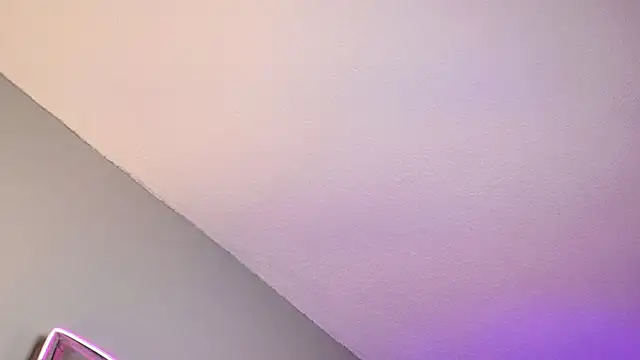 Snapshot of MARAFOX69 chatting on 12/15/24, 01:11 MARAFOX69 online show from 12/15/24, 01:11