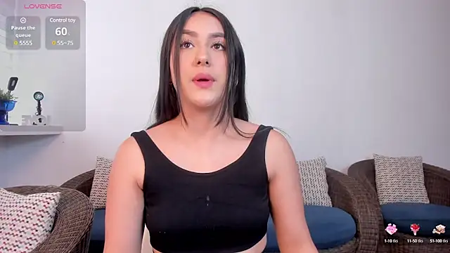 paulina sweett  online show from 02/24/25, 12:26