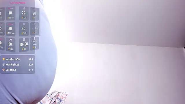 paulina sweett  online show from 02/24/25, 06:36