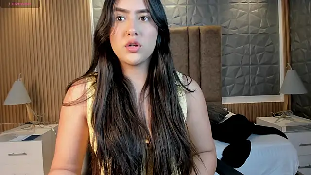 paulina sweett  online show from 11/17/25, 11:38