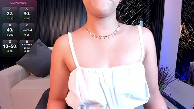 paulina sweett  online show from 11/28/25, 01:58