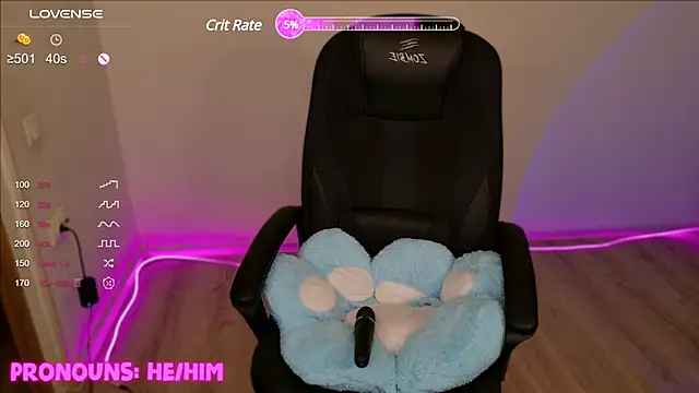 CuteYukiKun online show from 01/01/25, 11:40