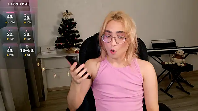 CuteYukiKun online show from 12/19/25, 06:09