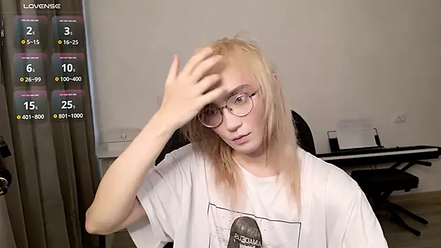 CuteYukiKun online show from 02/17/26, 09:39