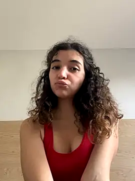 uniquerossie online show from 11/15/25, 10:01