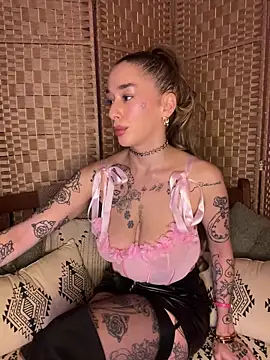 Chachou000 online show from 02/20/25, 06:57