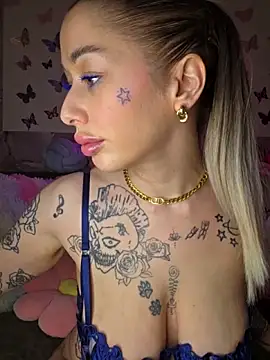 Chachou000 online show from 03/31/26, 03:23