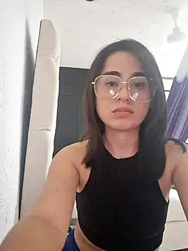 estibaliz online show from 09/13/25, 10:20