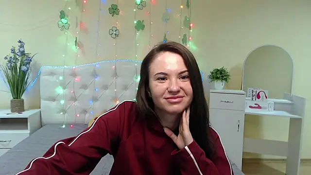 KaraCriegs online show from 03/20/25, 09:46