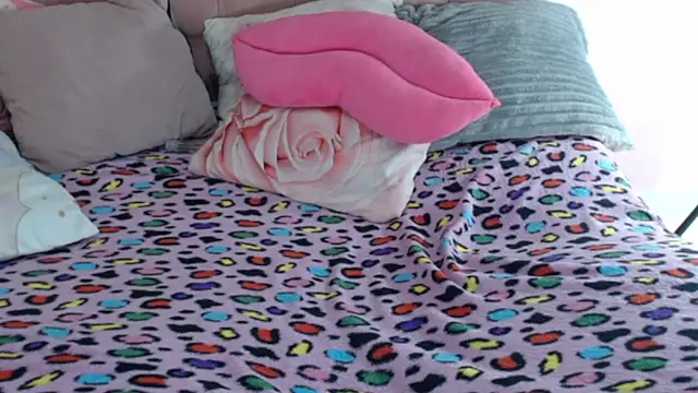 zaleya mateus online show from 04/16/26, 09:39