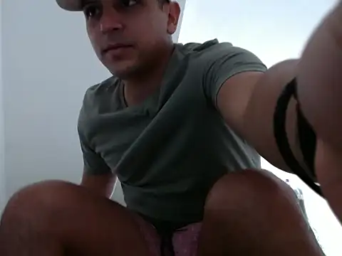 Snapshot of Bamban1419_ chatting on 09/20/25, 02:29 Bamban1419  online show from 09/20/25, 02:29