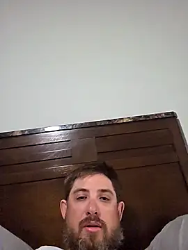 caliguy37 online show from 04/18/26, 03:21