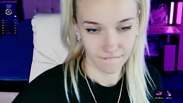 ShhhO O online show from 11/13/25, 04:50