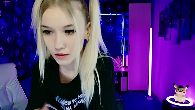 ShhhO O online show from 02/21/26, 08:04