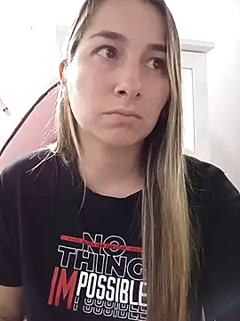 Iris love18 online show from 11/19/25, 09:37