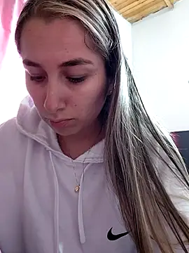 Iris love18 online show from 03/02/26, 01:40