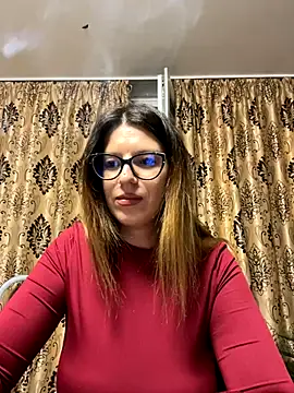 Snapshot of NadiraNoor chatting on 09/17/25, 10:00 NadiraNoor online show from 09/17/25, 10:00