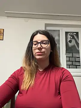 NadiraNoor online show from 11/29/25, 09:51