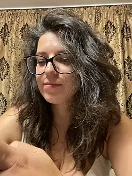 Snapshot of NadiraNoor chatting on 07/03/26, 08:37 NadiraNoor online show from 07/03/26, 08:37