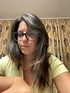 Snapshot of NadiraNoor chatting on 07/31/26, 12:32 NadiraNoor online show from 07/31/26, 12:32