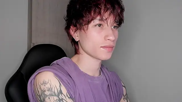 Snapshot of liamelf chatting on 02/02/26, 05:50 liamelf online show from 02/02/26, 05:50