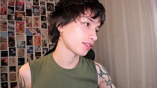 liamelf online show from 03/15/26, 06:19