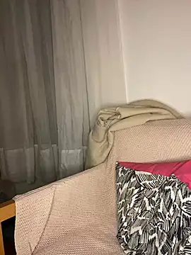 milkyhonybaby online show from 03/18/25, 06:26