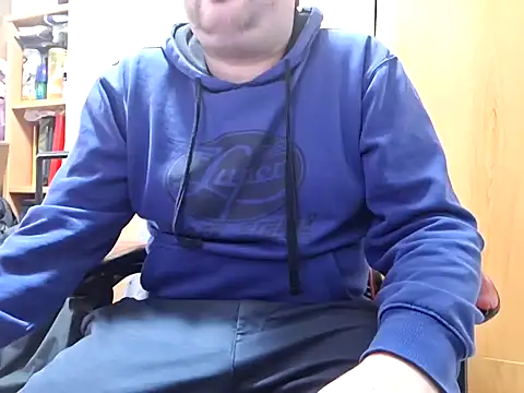 Snapshot of Javier_bear chatting on 02/10/25, 02:48 Javier bear online show from 02/10/25, 02:48