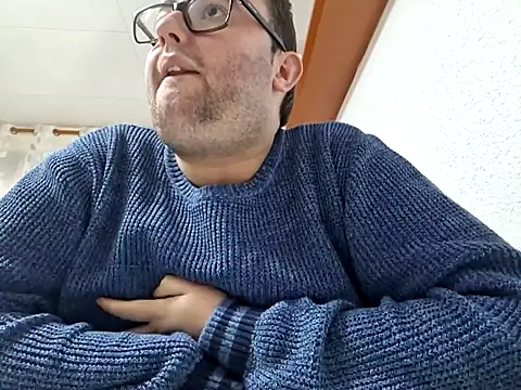 Snapshot of Javier_bear chatting on 02/12/25, 02:21 Javier bear online show from 02/12/25, 02:21
