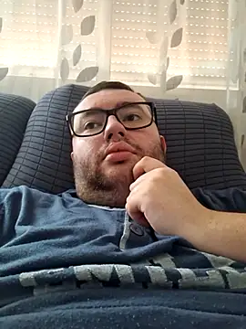 Snapshot of Javier_bear chatting on 02/22/25, 10:07 Javier bear online show from 02/22/25, 10:07