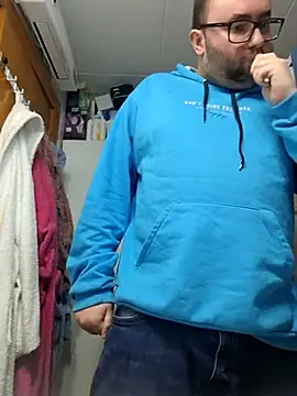 Snapshot of Javier_bear chatting on 03/12/25, 02:34 Javier bear online show from 03/12/25, 02:34