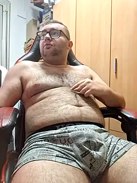 Snapshot of Javier_bear chatting on 09/26/25, 10:30 Javier bear online show from 09/26/25, 10:30