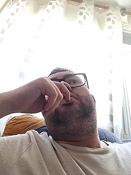 Javier bear online show from 04/14/26, 11:49