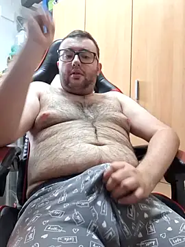Javier bear online show from 04/30/26, 12:22