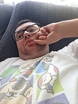 Javier bear online show from 06/01/26, 02:52