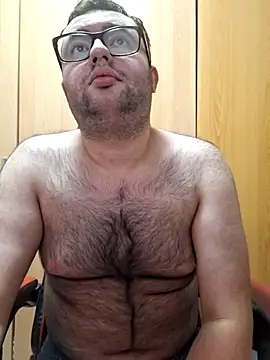 Javier bear online show from 06/03/26, 09:09