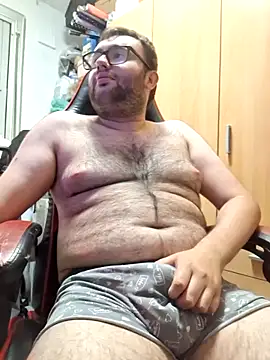 Javier bear online show from 06/15/26, 01:46