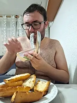 Javier bear online show from 06/30/26, 08:10