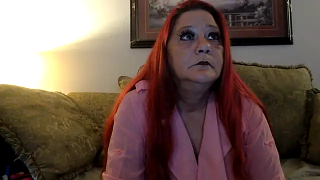 LexxiLeeds online show from 10/12/25, 10:25