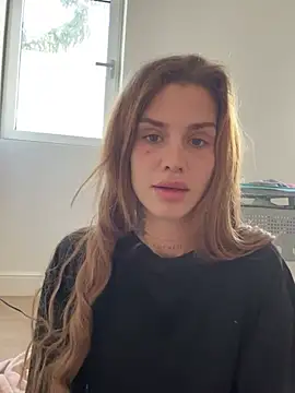 EmiliaCatalina online show from 02/28/26, 07:15